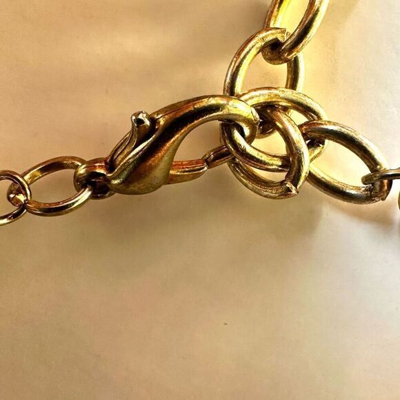 Colorful shell multi strand beaded necklace - Picture 10 of 10